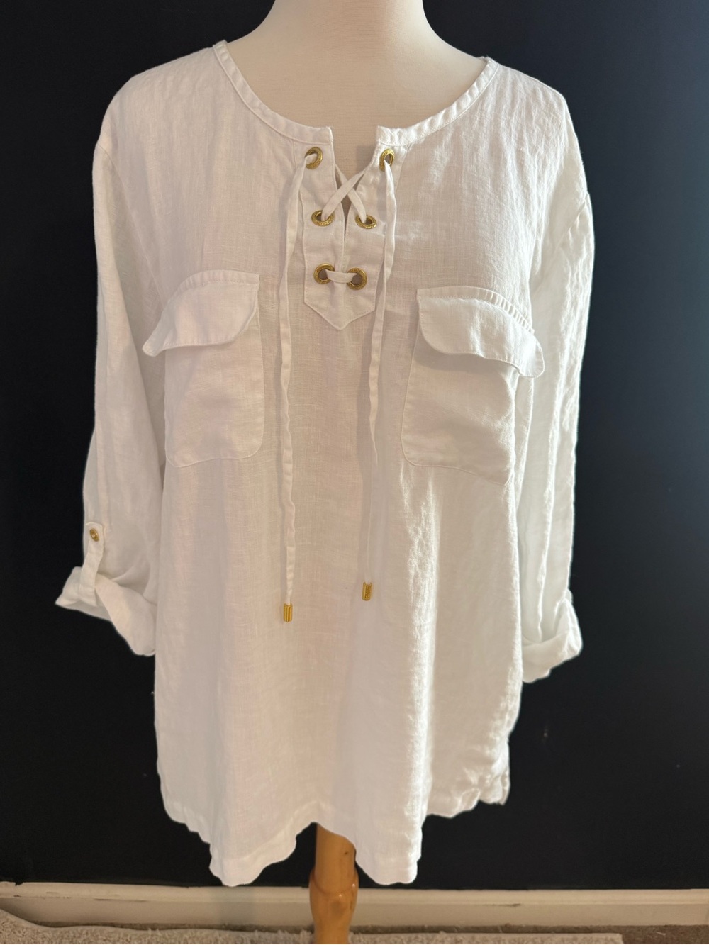 Ellen Tracy White Linen Lace-Up Tunic with Gold Eyelets